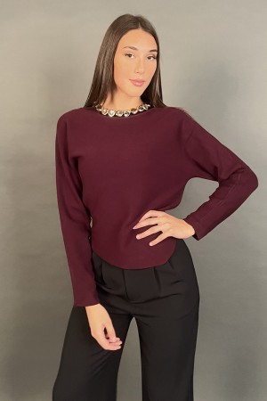 Maglia Afrodite con scollo impreziosito da pietre oro Maglia Afrodite con scollo impreziosito da pietre oro Maglia Afrodite c...