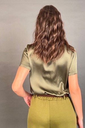 Blouse blushes in viscose short-sleeved