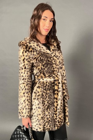 Ecopelliccia Aloa Animalier con cintura removibile in vita  Ecopelliccia Aloa Animalier con cintura removibile in vita  Ecope...