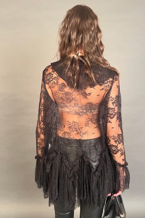 Blusa Cherì lunga con balza sullo scollo e pizzo Blusa Cherì lunga con balza sullo scollo e pizzo Blusa Cherì lunga con balza...