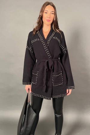 Cardigan Arisa con borchie argento e laccio in vita Cardigan Arisa con borchie argento e laccio in vita Cardigan Arisa con bo...