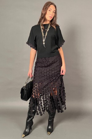 Coordinato Love maglia e gonna con tessuto a forma di cerchio con frangia dello stesso tessuto  Coordinato Love maglia e gonn...