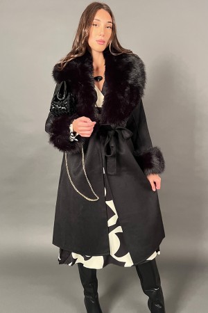 Cappotto Margherita con collo di ecopelliccia e polsini in ecopelliccia con cintura removibile Cappotto Margherita con collo ...