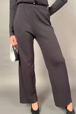 Coordinato Dory in maglia con perle e svaroski in viscosa Coordinato Dory in maglia con perle e svaroski in viscosa Coordinat...