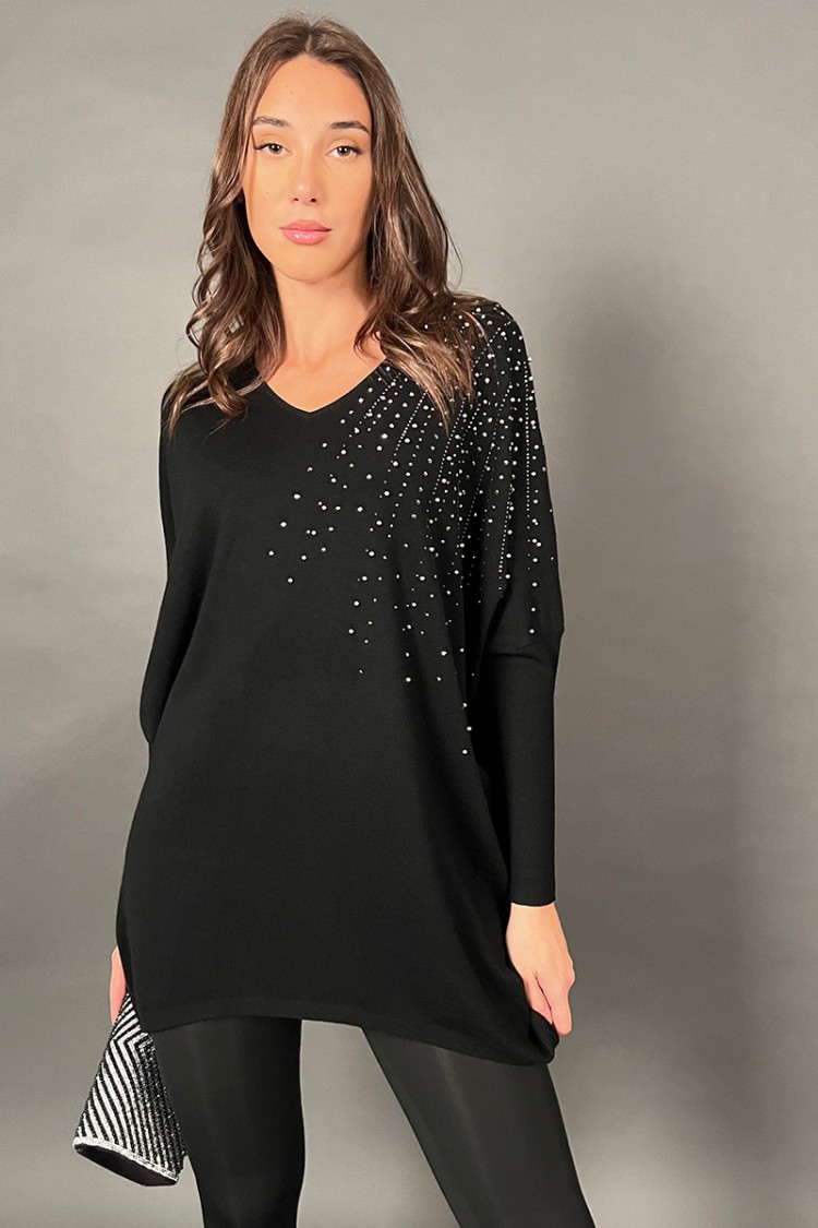 Maglia Lunca scollo a v con decoro di borchie  Maglia Lunca scollo a v con decoro di borchie  Maglia Lunca scollo a v con dec...