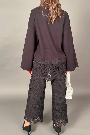 Coordinato Floreal con inserti ricamati in pizzo maglia e pantalone Coordinato Floreal con inserti ricamati in pizzo maglia e...