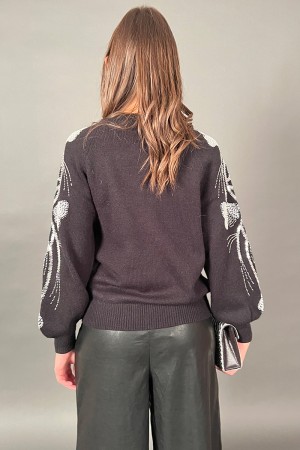 Maglia farfalla con applicazioni di paillettes sulle maniche  Maglia farfalla con applicazioni di paillettes sulle maniche  M...