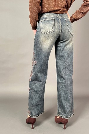 Jeans de madera con bordados y diamantes de imitación de flores