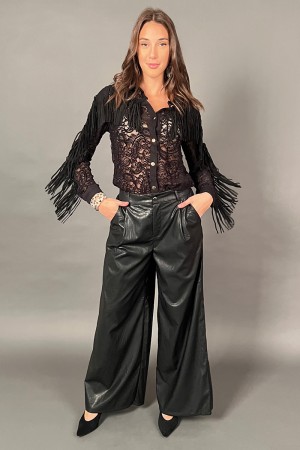 Camicia Teresa in pizzo con frange e bottoni oro Camicia Teresa in pizzo con frange e bottoni oro Camicia Teresa in pizzo con...