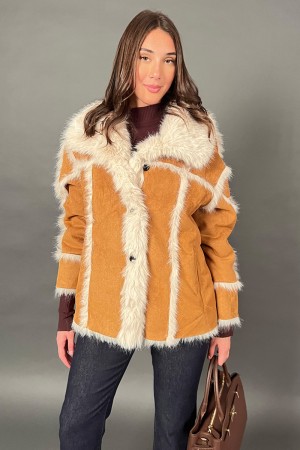Loys jacket in eco-samoscusci with eco-feathered details and black cental buttons 