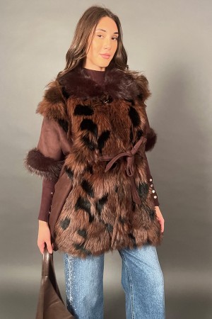 Amira Ecopellica Model cloak with details in eco-sampled 