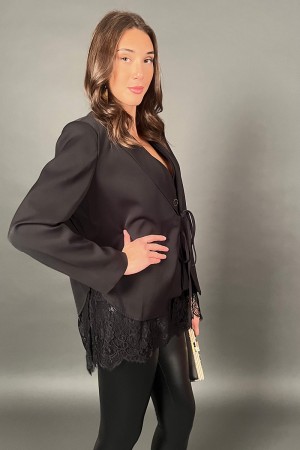 Blazer Night con inserti in pizzo con chiusura laccetto  Blazer Night con inserti in pizzo con chiusura laccetto  Blazer Nigh...