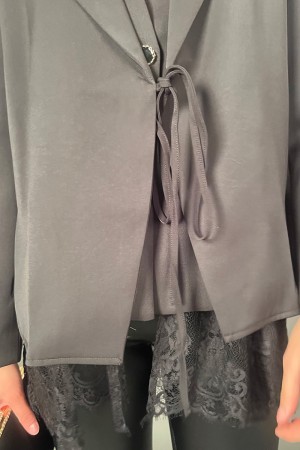 Blazer Night with lace inserts with strap closure