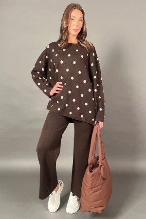 Coordinated Dasha in knit with trousers and polka dot knit