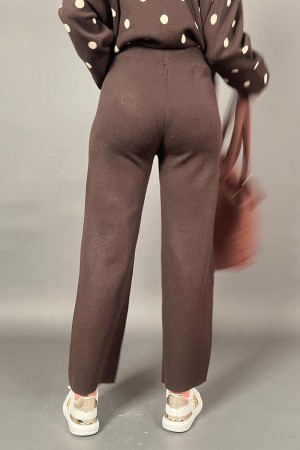 Dasha coordonné en tricot avec pantalon et pois en tricot