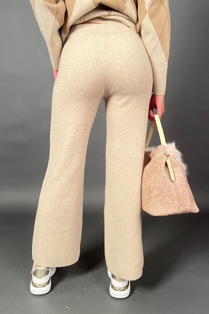 Coordinated jasmine knitted with fantasy rhombus trousers and sweater