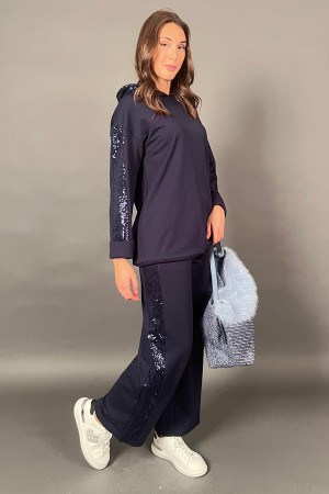 Coordinato Milena felpa e pantalone con inserti paillettes  Coordinato Milena felpa e pantalone con inserti paillettes  Coord...