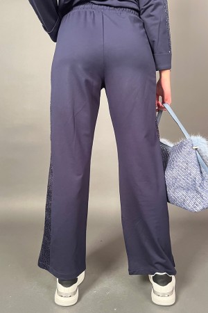 Coordinato Milena felpa e pantalone con inserti paillettes  Coordinato Milena felpa e pantalone con inserti paillettes  Coord...