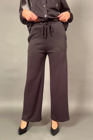 Coordinated Paris with detail on the shaped light-shaped point sweatshirt