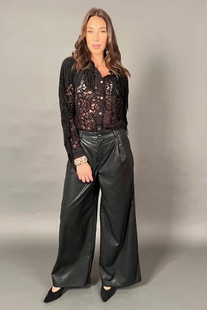 Teresa chemise en dentelle avec des franges d'or et des boutons