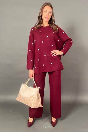 Coordinato Francy in maglia con fantasia cuori maglia e pantalone Coordinato Francy in maglia con fantasia cuori maglia e pan...